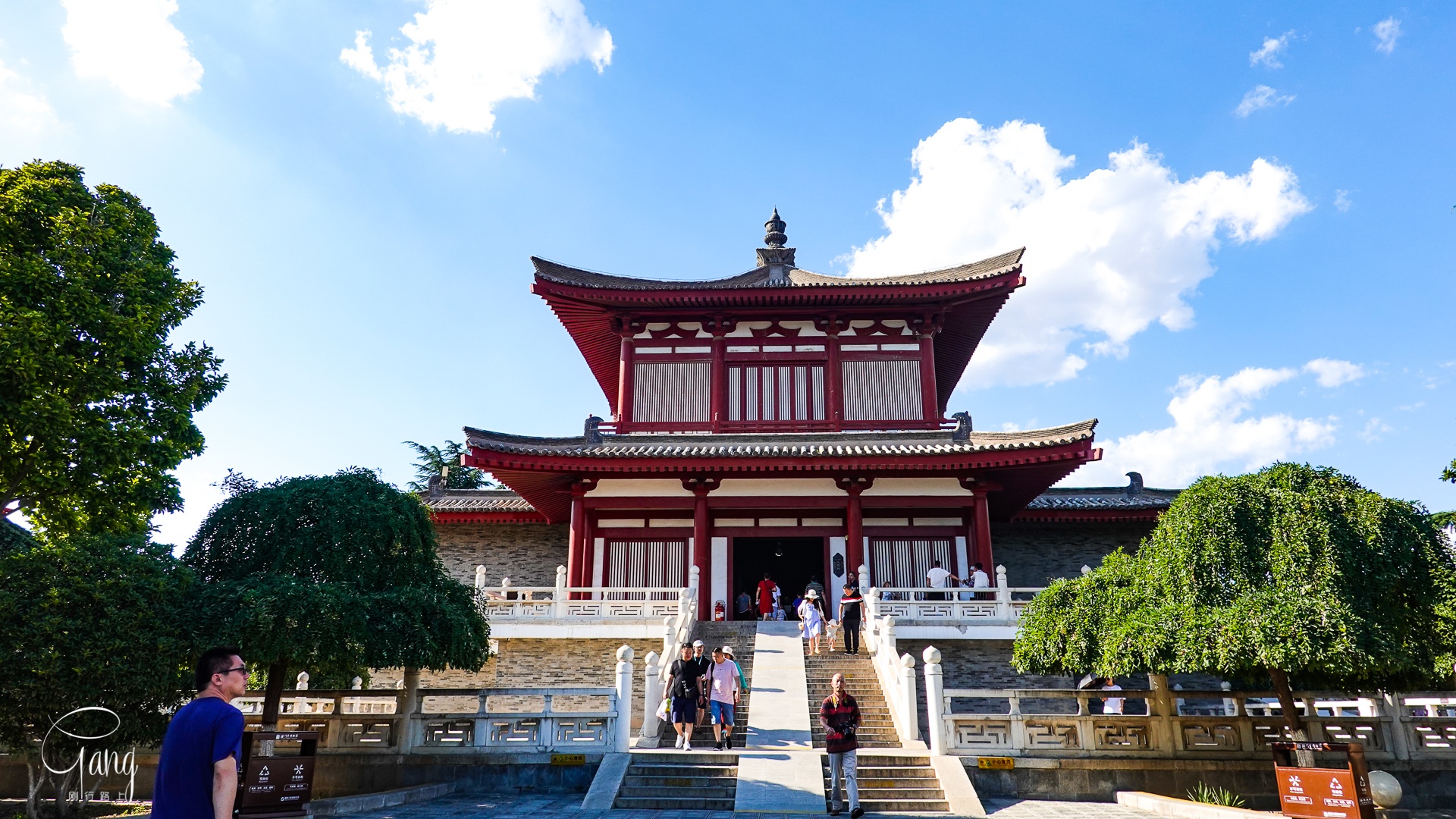 防腐木寺庙